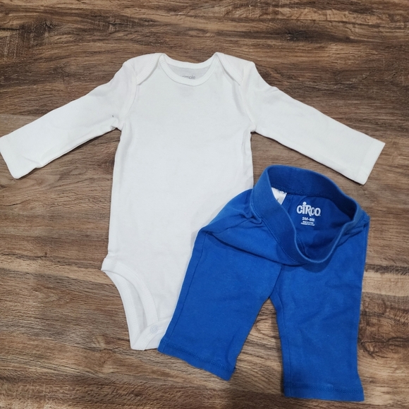 Assorted Boys 3-6 Month Bundle B0067 - Picture 2 of 4